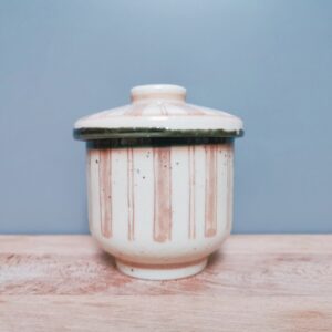 Maison Burstea : Tasse japonaise avec couvercle à offrir. Pourquoi ne pas offrir un joli accessoire pour la fête des mères ?