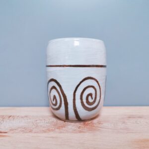 Maison Burstea : Tasse japonaise en céramique à offrir. Découvrez nos mélanges. Et si vous ne savez pas quoi offrir à vos mamans, pourquoi ne pas offrir un joli accessoire ?
